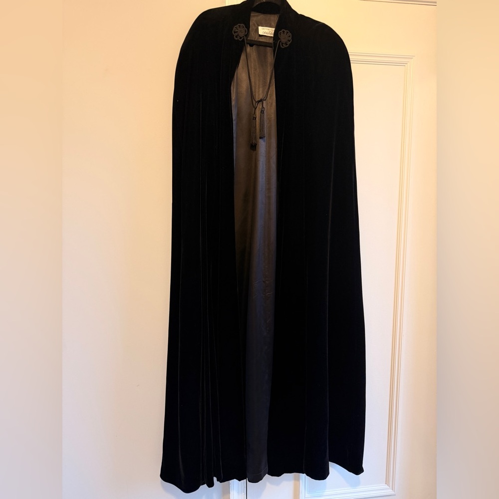 Black Velvet Opera Cape - Victor Costa for Saks